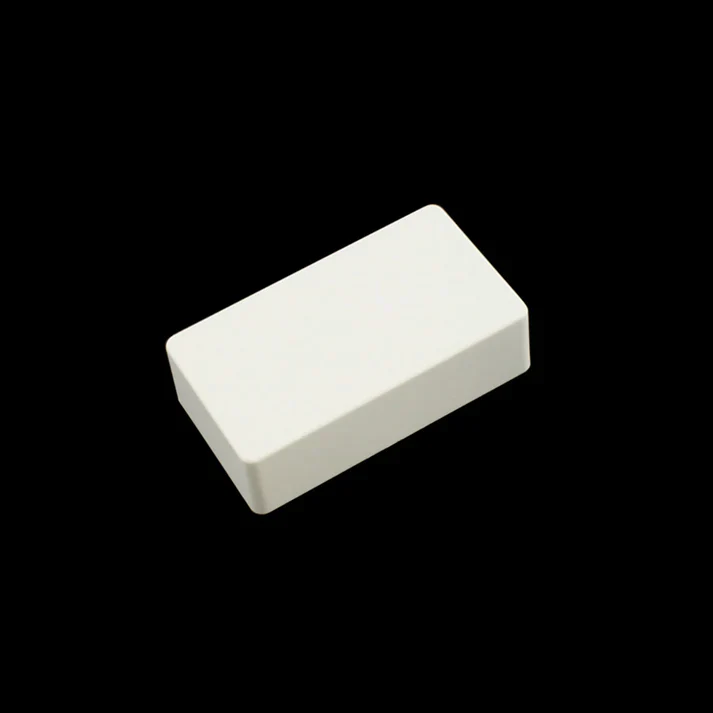 Pickup Covers for Humbuckers, Set of 2, Plastic, No Holes - Image 2