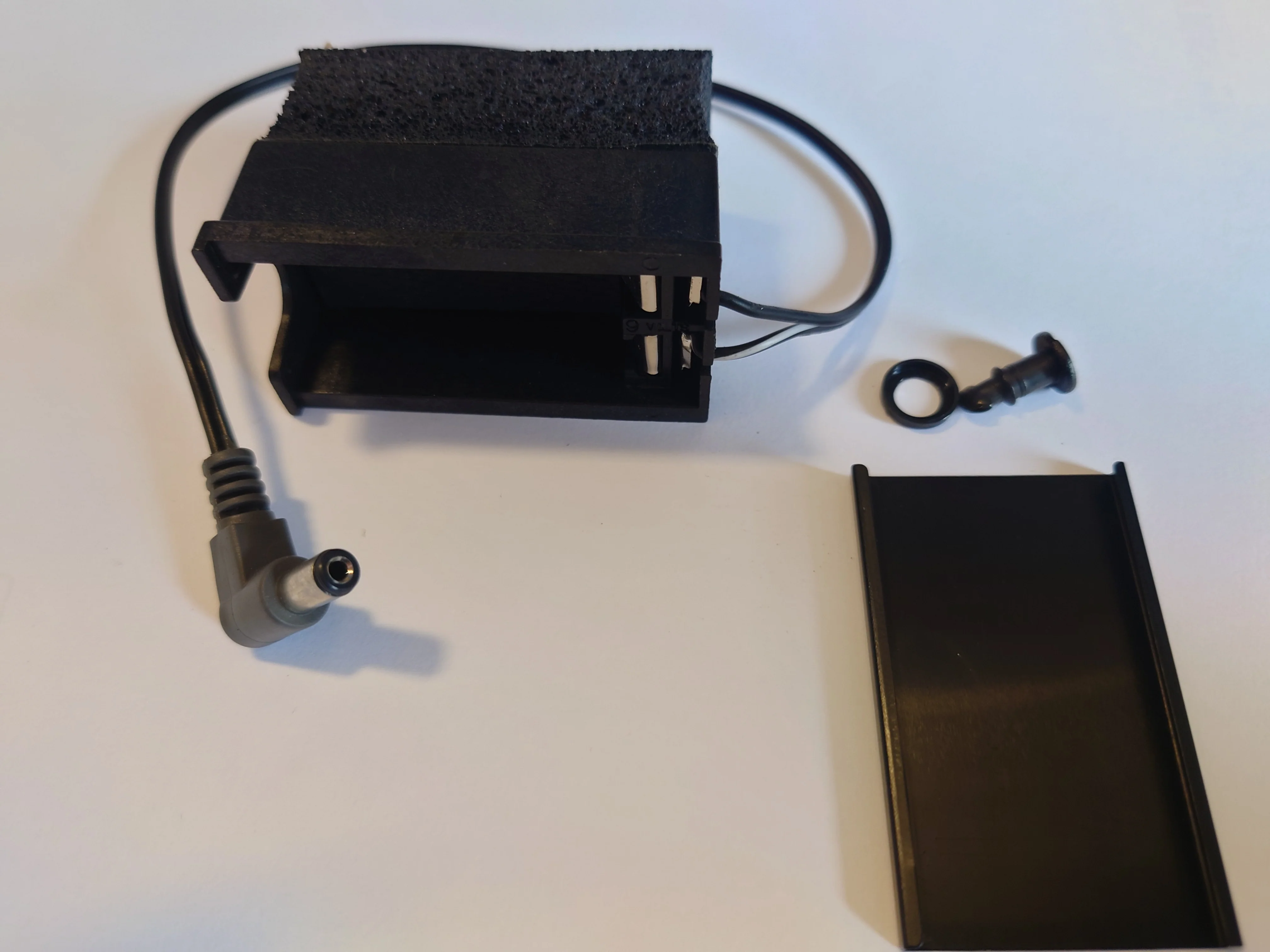 Ovation Battery Compartment - Image 3